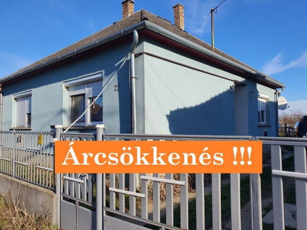 Elad� csal�di h�z V�s�rosnam�ny-Vitk�n!