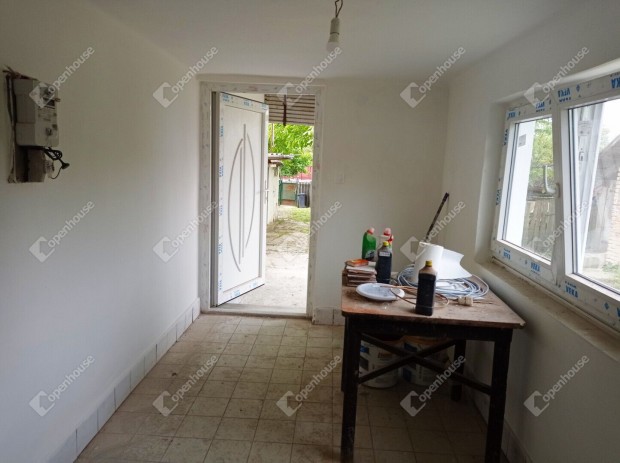 Elad� csal�di h�z Zalal�v�n