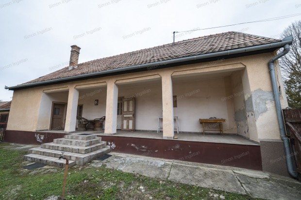 Elad� csal�di h�z, Kerekegyh�za