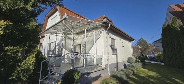 Elad� csal�di h�z, Nagyerd�n  Debrecenben!