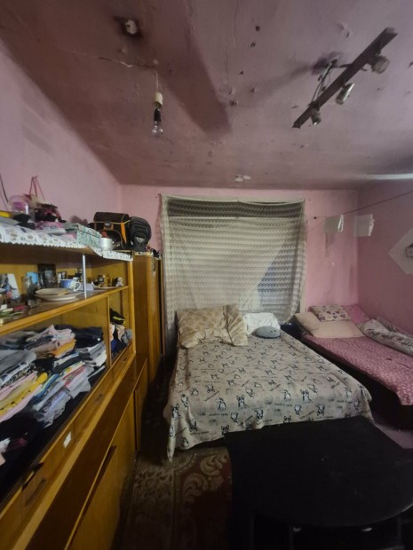 Elad� csal�di h�z, Nemti