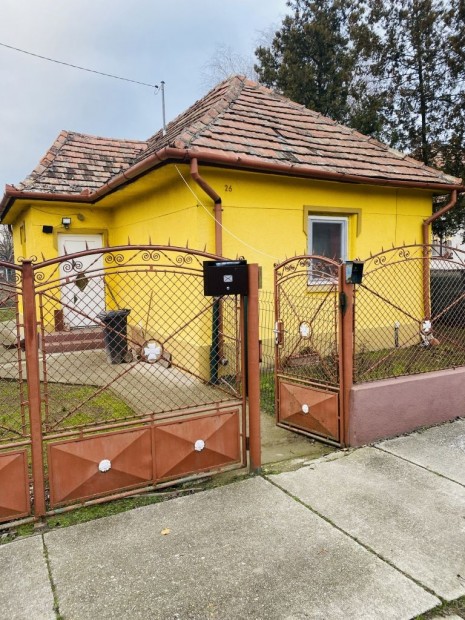 Elad� csal�di h�z, �rk�ny