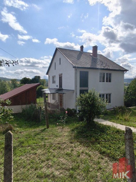 Elad� csal�di h�z - Mih�lygerge