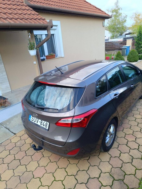 Eladó családi kombi , keresi új családját