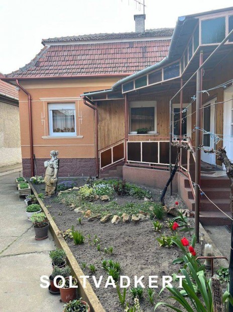 Eladó családiház Soltvadkerten