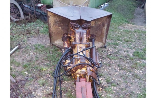 Elad� csipeget� kan�l