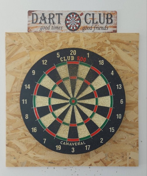 Eladó darts tábla