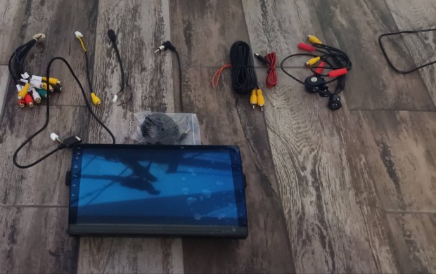 Eladó egy 10.1 inch-és Android új fejegység