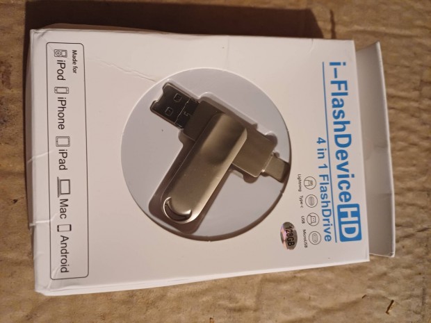Eladó egy 4 az 1ben Flashdrive HD