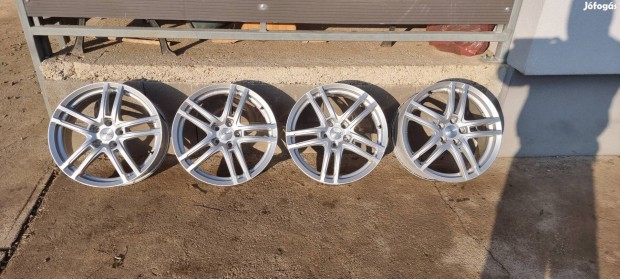 Elad egy 5x108 18" Ford Kuga,Volvo V60 alufelni garnitra