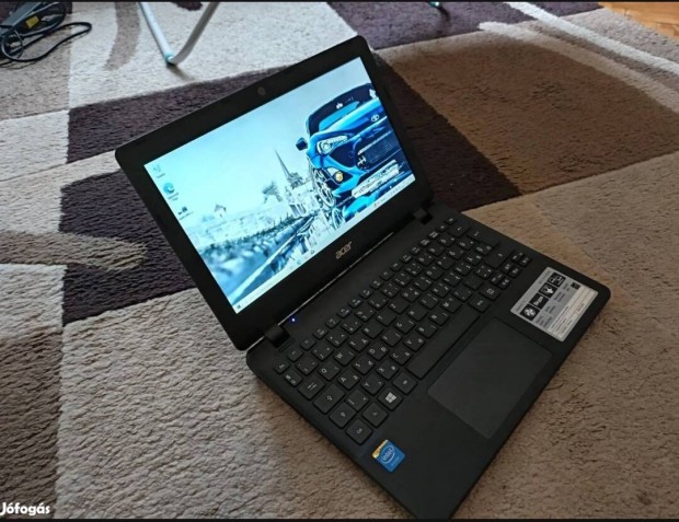 Elad egy Acer Aspire netbook 