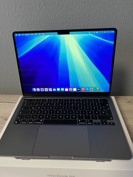 Elad egy Apple Macbook Air 13.6 M2! Garancis!