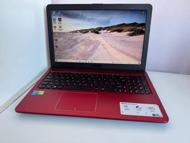 Eladó egy Asus X540LJ laptop (Intel i3 2x2,0GHz/8GB/240SSD/920M)