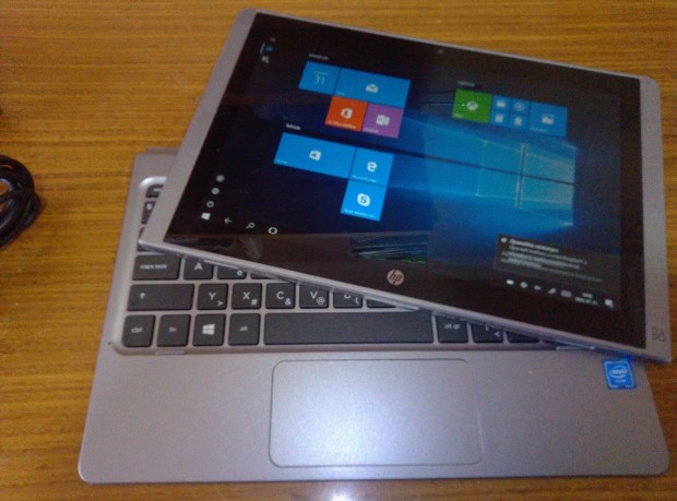 Eladó egy HP Pavilion x2 Tablet (2 in 1 tablet PC)