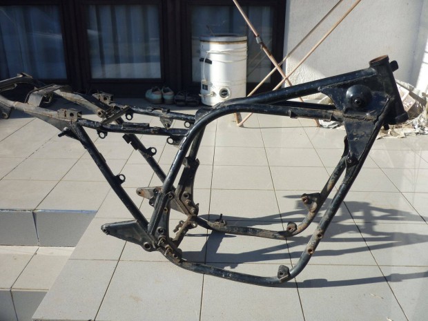 Elad� egy Kawasaki mkp. v�z