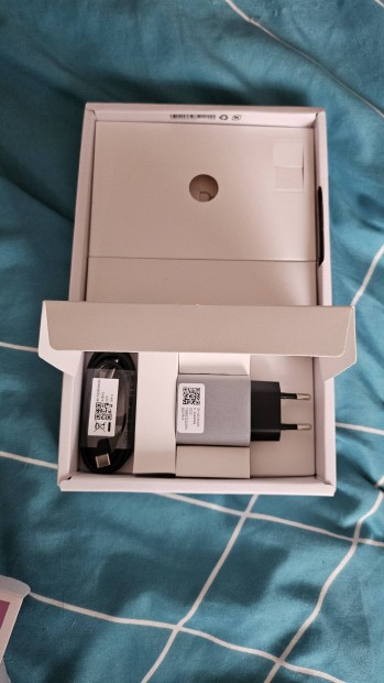 Eladó egy Lenovo m9 tablet