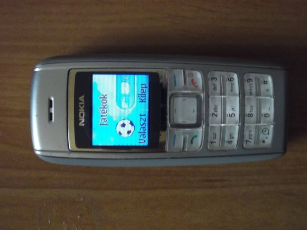 Elad egy Nokia 1600 tpus krtyafggetlen mobiltelefon