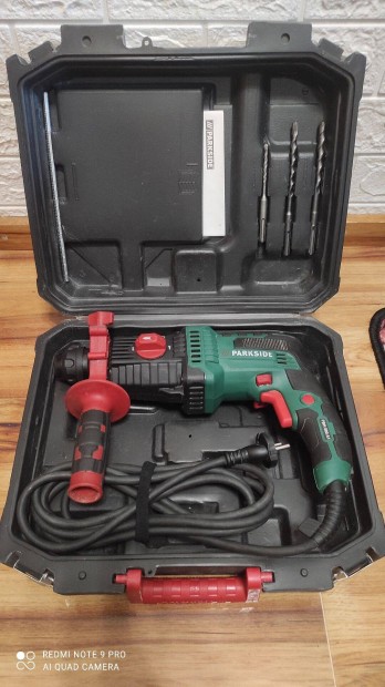 Eladó egy Parkside Pbh 800 A1 SDS Plus-os ütvefúró / vésőkalapács!