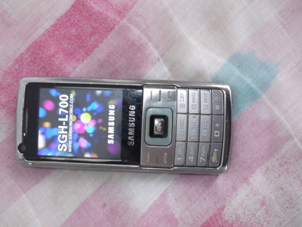 Elad egy Samsung Sgh L-700 tpus Telekomos mobiltelefon