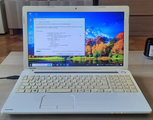 Eladó egy Toshiba C55 15.6' colos Notebook!