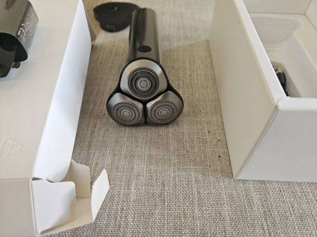 Eladó egy Xiaomi S101 elektromos borotva