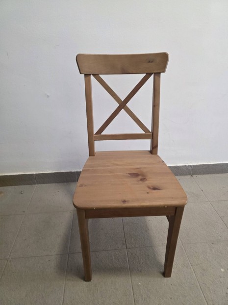 Elad� egy darab IKEA ingolf sz�k