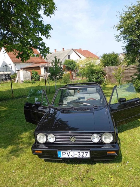 Eladó egy egyedi Volkswagen Golf I cabrio