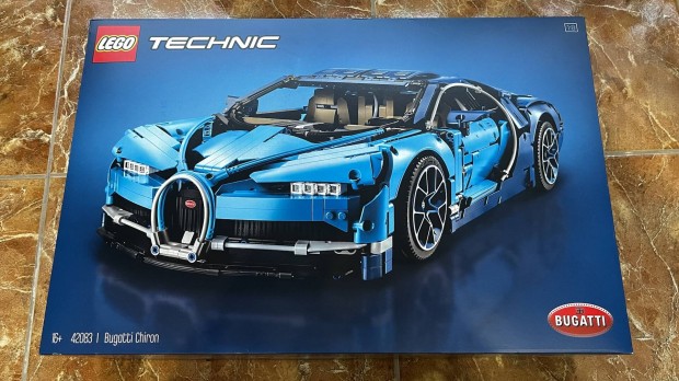 Elad egy eredeti LEGO Technic 42083 Bugatti Chiron.