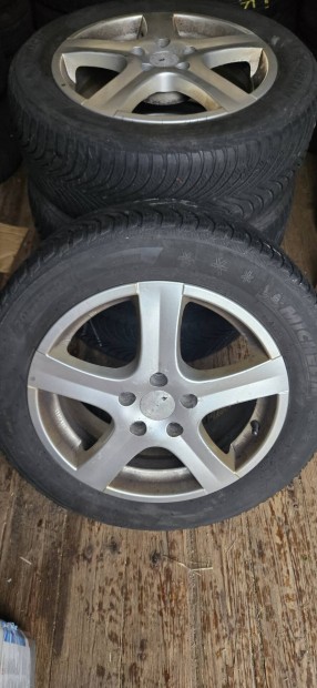 Eladó egy garnitúra 5x108 R16 Alufelik. 205/55 R16 Michelin téligum