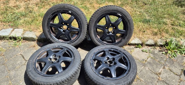 Eladó egy garnitúra gyári VW. BBS alufelnik