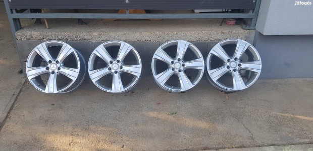 Eladó egy használt 5x112 18" gyári w253 Mercedes alufelni garnitúra
