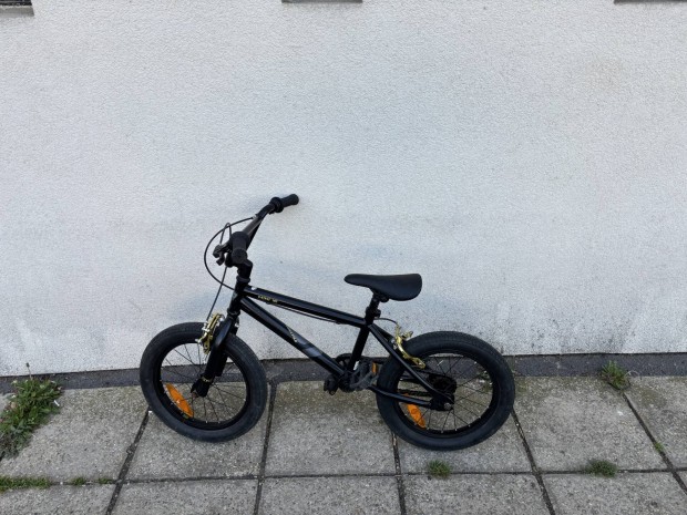 Eladó egy jó állapotú 16-os gyerek Bmx kerékpár!
