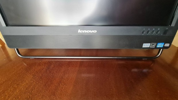 Elad egy kivl Lenovo All in One PC