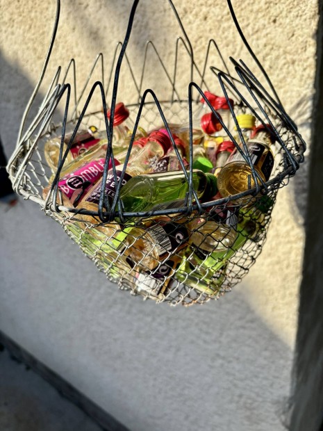 Elad� egy kos�rnyi melegs�g