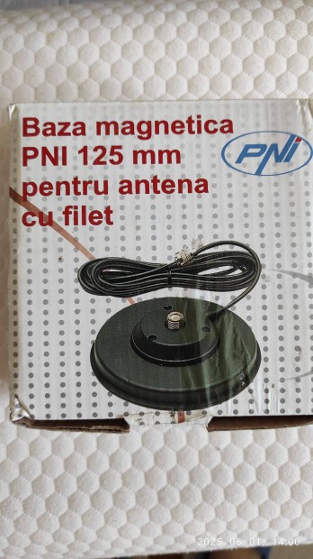 Eladó egy mágnestalp, diamond gk antennával új csomagban,12Eft