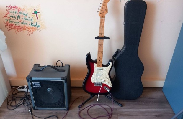 Eladó egy megkímélt állapotban lévő gitár szett olcsón!