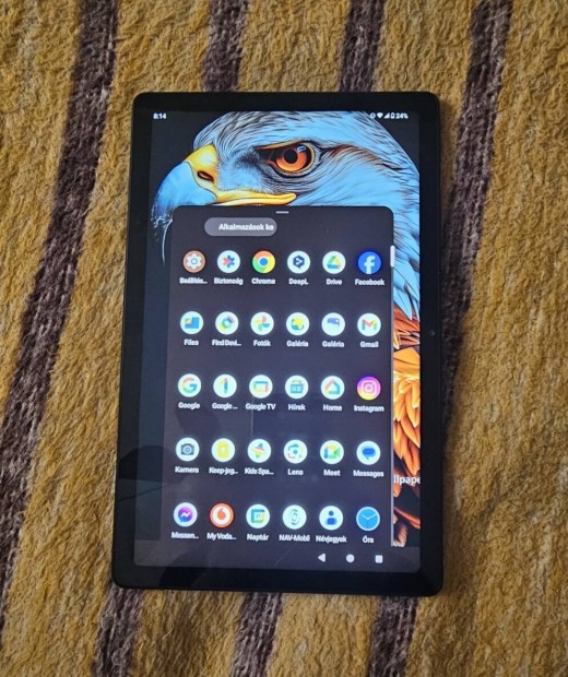 Elad egy pr napos Tablet