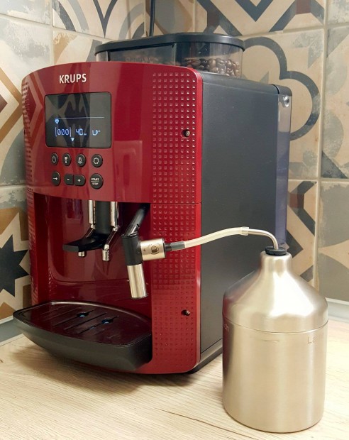 Eladó egy piros Krups Essential EA816570 Espresseria Automata kávéfőző