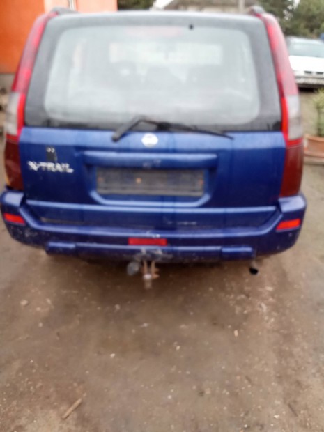 Eladó egy terepes Nissan ixtread papírokkal vagy papírok nélkül.