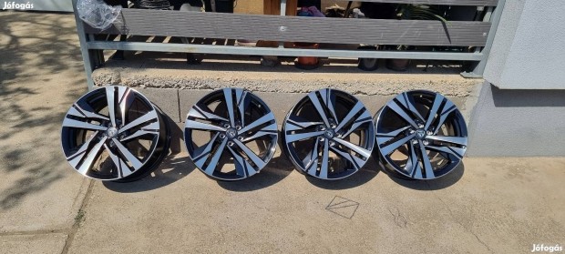 Eladó egy új 5x108 8x19" et44 gyári Peugeot alufelni garnitúra