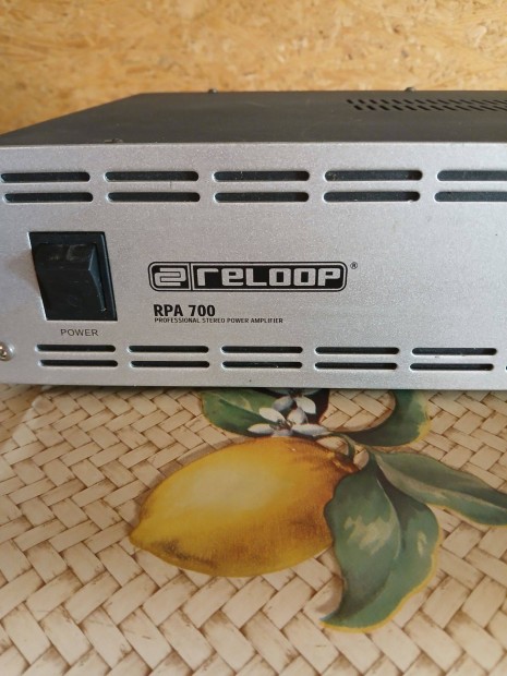 Eladó egy új Relop végerősitő 2x200w-os szép állapotban!