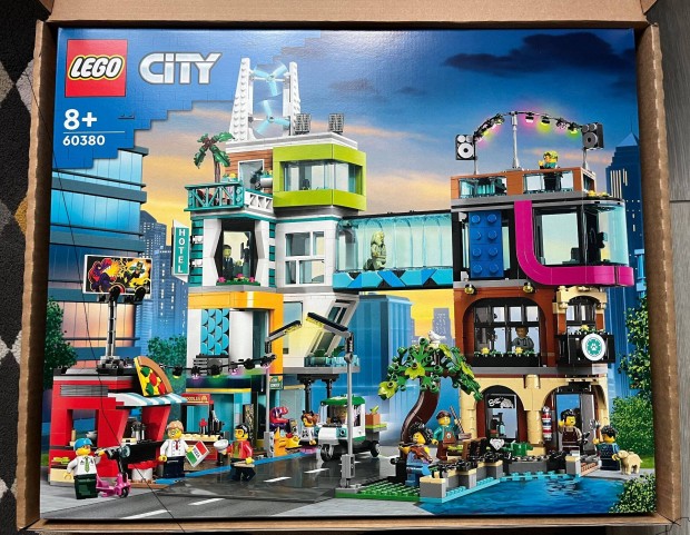 Elad egy j, bontatlan LEGO City - Belvros (60380) kszlet