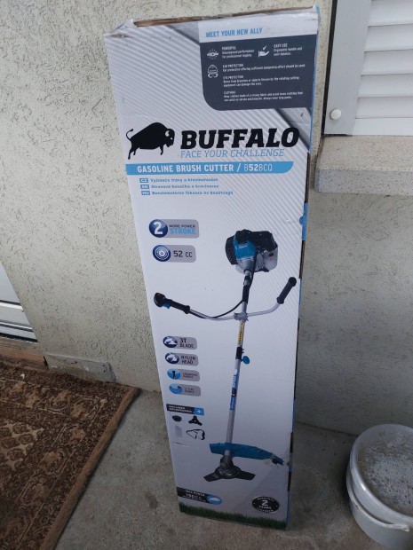 Elad egy j buffalo benzines fkasza 