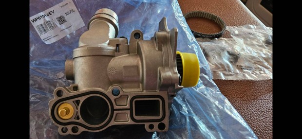 Elad egy j continental vzpumpa alkatrszekkel egytt