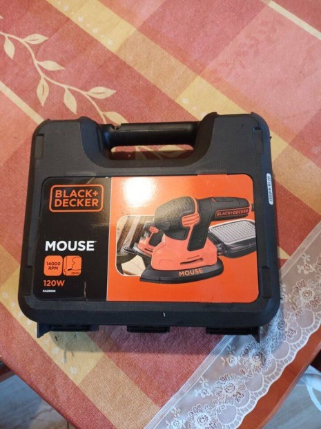 Elad egy vadonatj Black & Decker KA2500K-QS rezgcsiszol