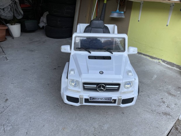 Eladó elektromos autó Mercedes