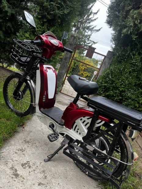 Eladó elektromos kerékpár vagy csere