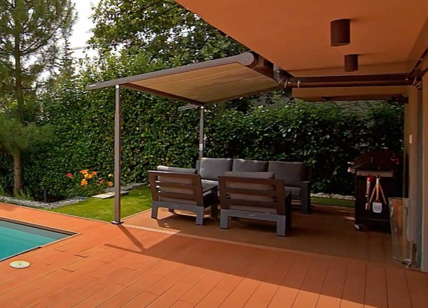 Elad elektromos pergola