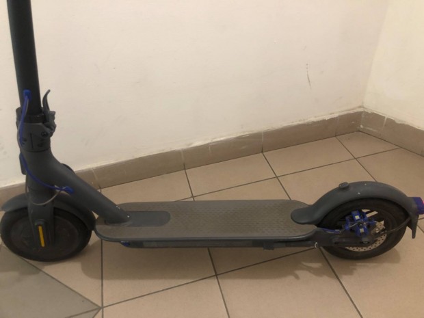 Eladó elektromos roller scooter 3