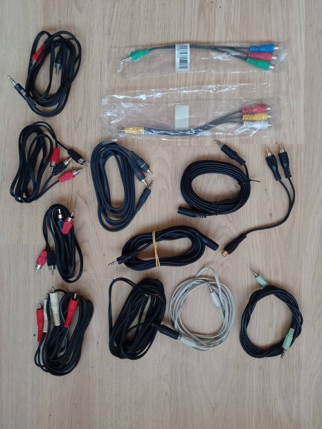 Eladó elektronikai hiradásteknikai kábelek Zalaegerszegen